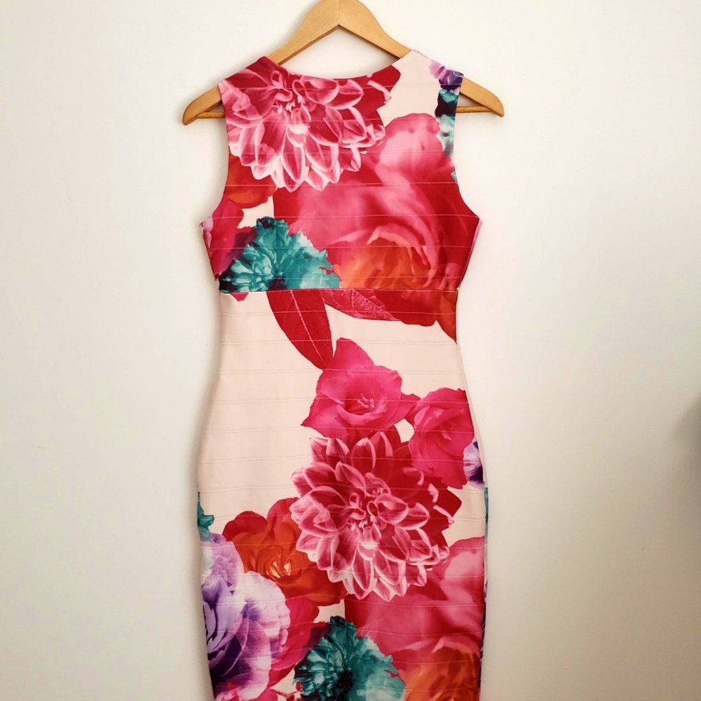 Joseph Ribkoff bodycon dress - Picture 3 of 3